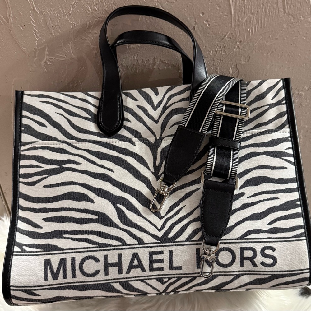 Michael Kors Zebra Gigi Tote